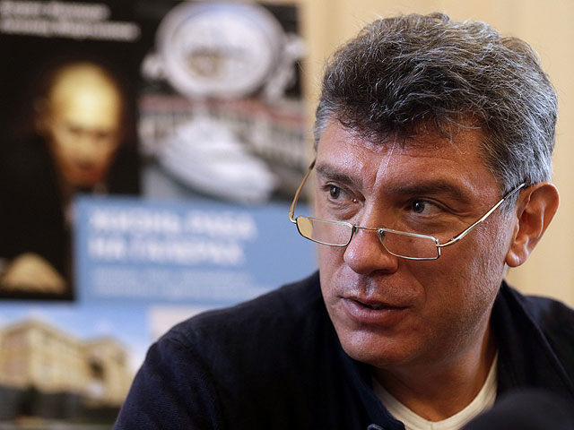 Борис Немцов: «Путин – часть мафии, а они своих не сдают»