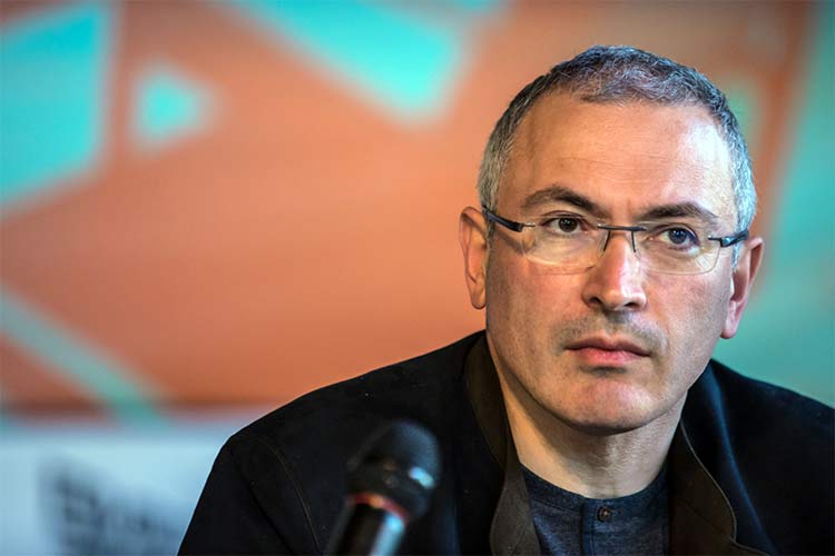 Mikhail Khodorkovsky: “I Never Promised Anyone that I Would Not Be Involved in Politics”