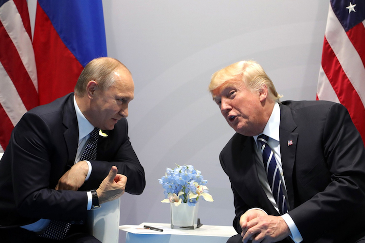 Who Is Afraid of Navalny, Killings in Chechnya, Trump-Putin Meeting